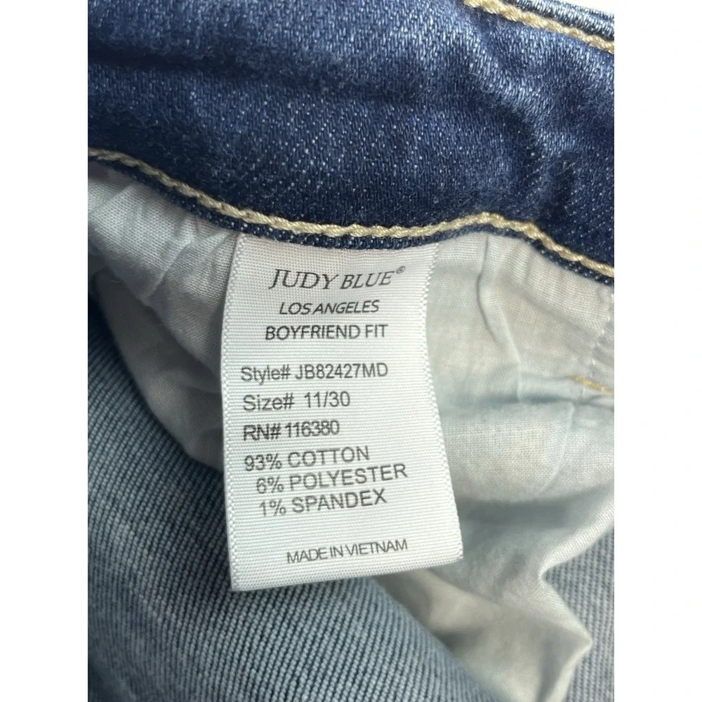 Judy Blue Jeans Womens 11/30 Blue Boyfriend Fit Distressed JB82427MD Mid Rise